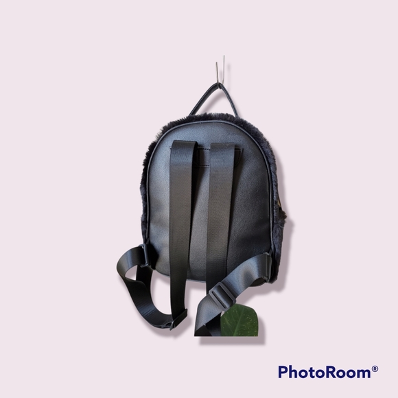 Juicy Couture Faux Fur Backpack - Picture 2 of 9